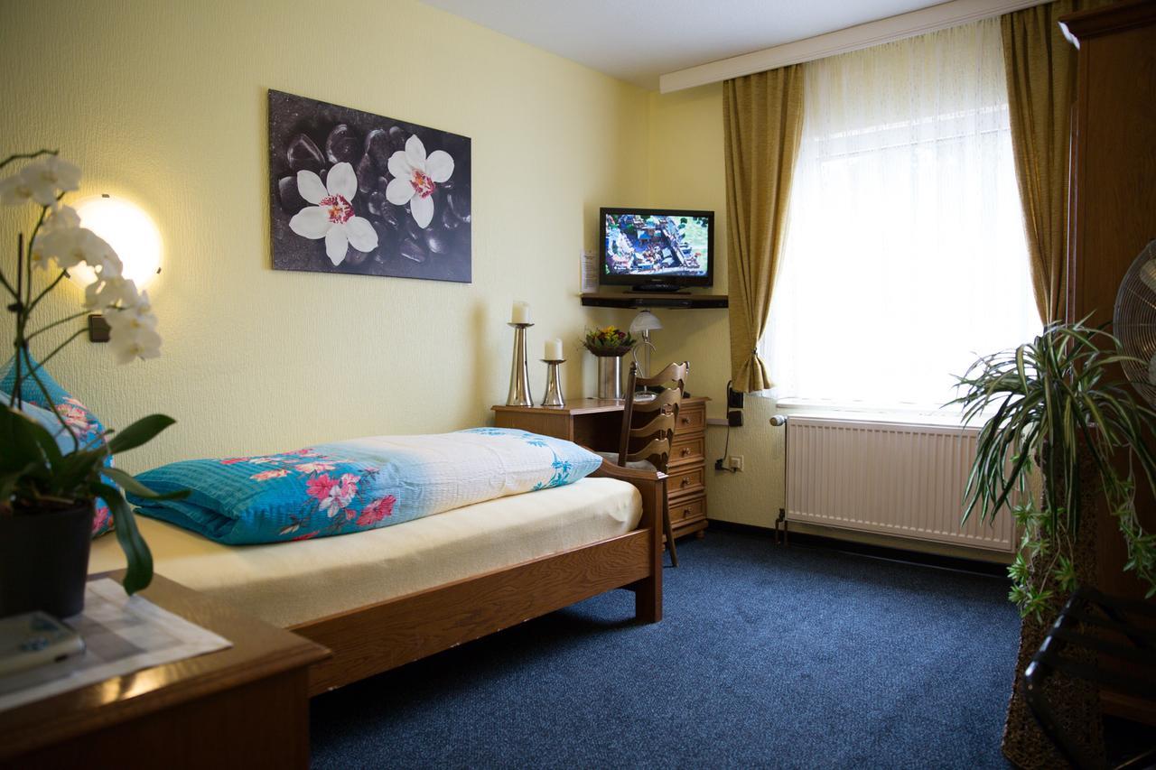 Hotel Zur Bruecke Krefeld Zewnętrze zdjęcie