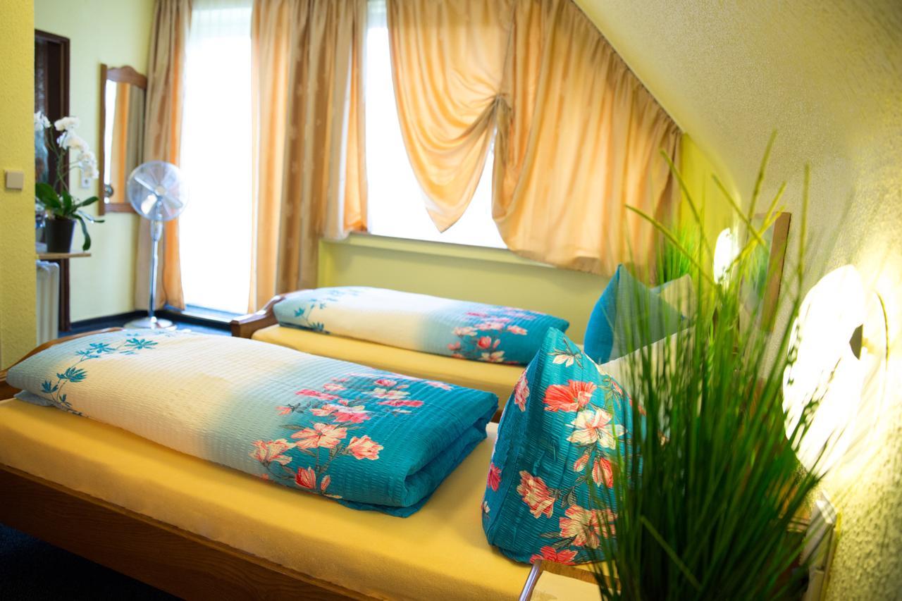 Hotel Zur Bruecke Krefeld Zewnętrze zdjęcie