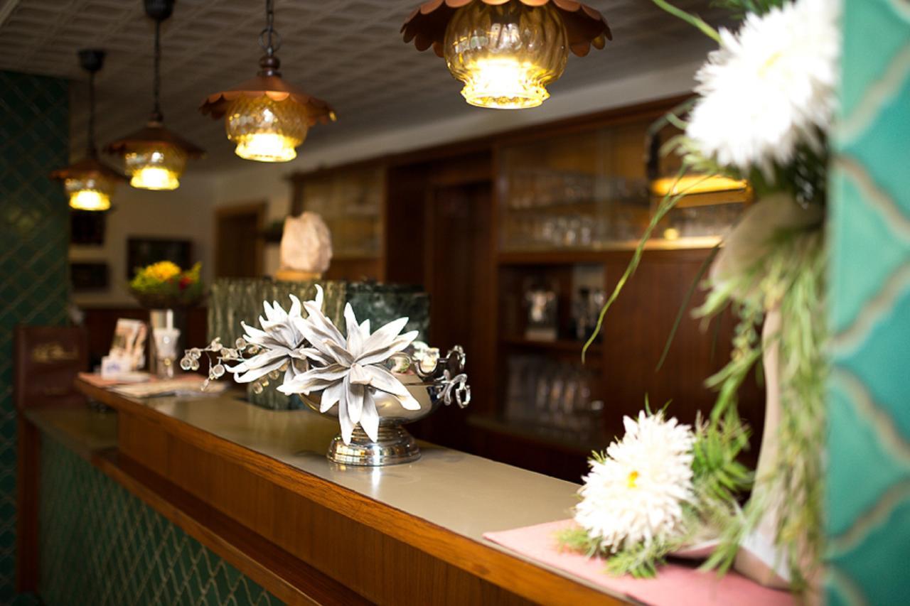 Hotel Zur Bruecke Krefeld Zewnętrze zdjęcie